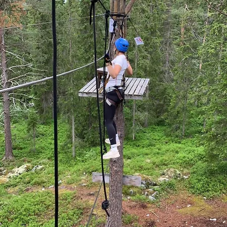 Relaxing Retreat With Two Terraces Beitostolen