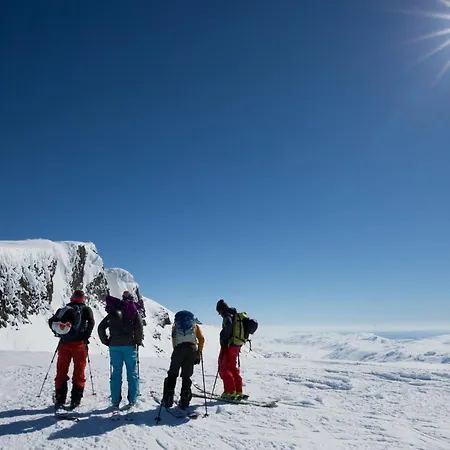 Relaxing Retreat With Two Terraces Апартаменты